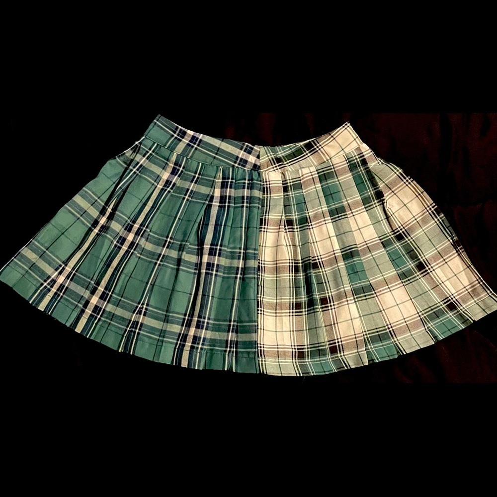 Ladies Plaid Skirt